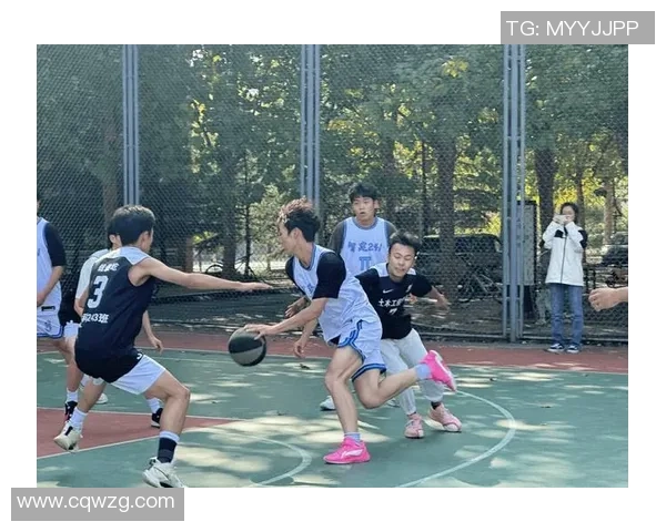 打篮球气的魅力与激情如何点燃青春梦想与团队合作精神